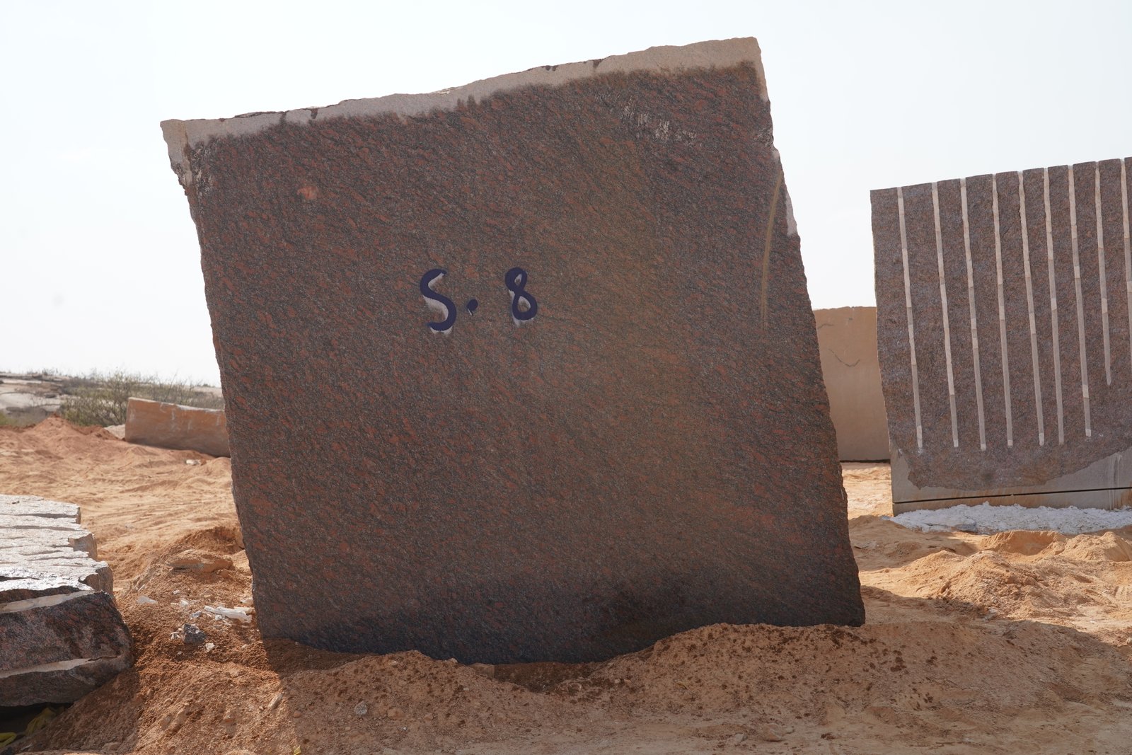 FLAMED GRANITE